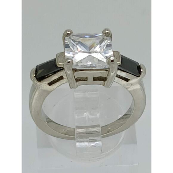 Vintage 3-Stone Gold GP Silver Tone Princess Cut Black CZ Engagement Ring Size 7 - Picture 10 of 10